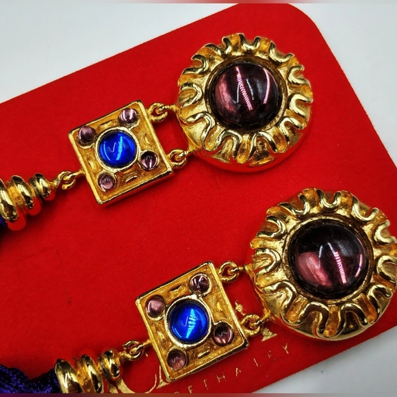 Authentic VINTAGE Clip-on Earrings by Margaretha Ley ESCADA. Early 1990s - Picture 5 of 13